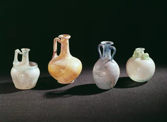 Selección de jarrones, siglo I-II